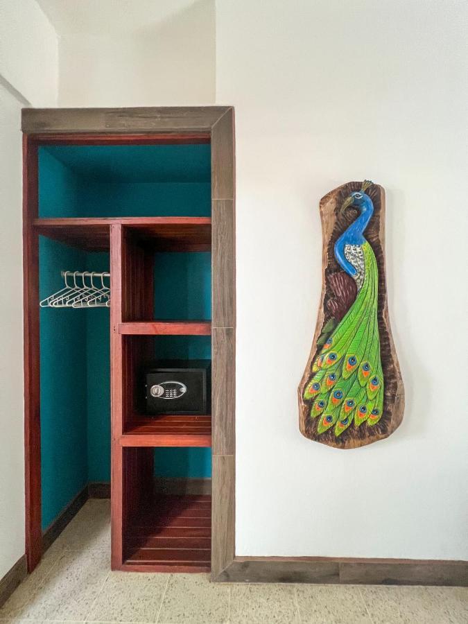 Hotel Mar Rey Tamarindo Exterior photo