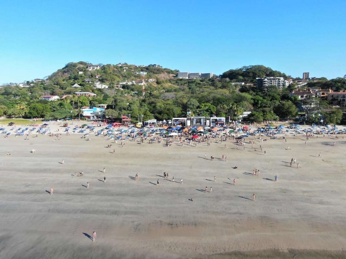 Hotel Mar Rey Tamarindo Exterior photo
